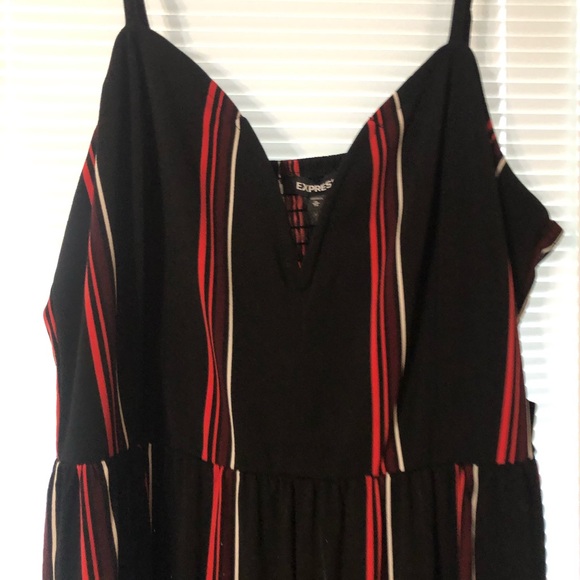 Express Jumpsuit NWT - Picture 3 of 8